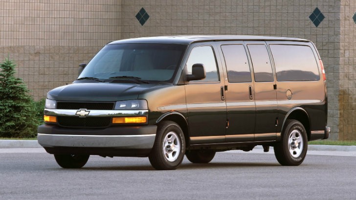 10 passenger van rental for family group